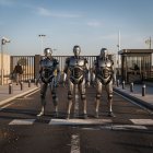 Humanoidi na hranici