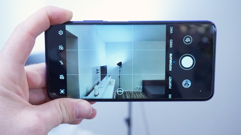 Huawei Nova 5T (recenzia)