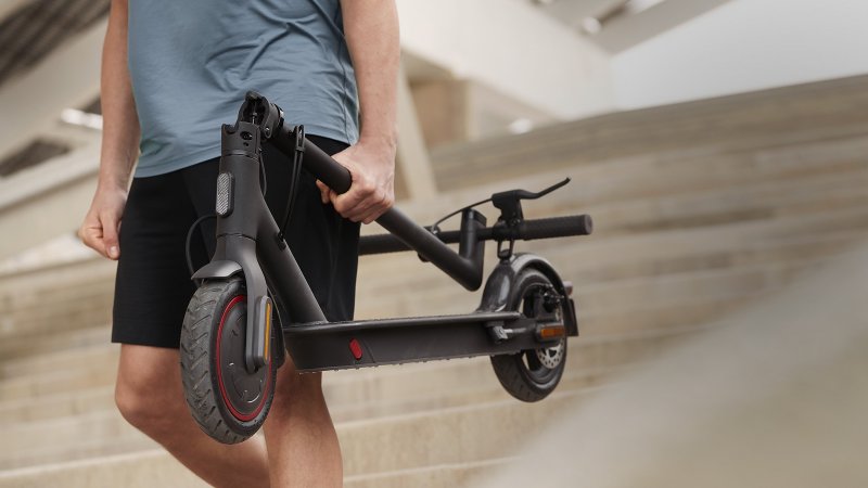 Xiaomi Mi Electric Scooter Pro 2 press image