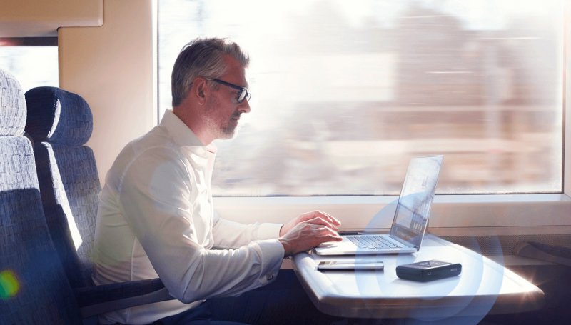 D-Link DWR-2101 press image